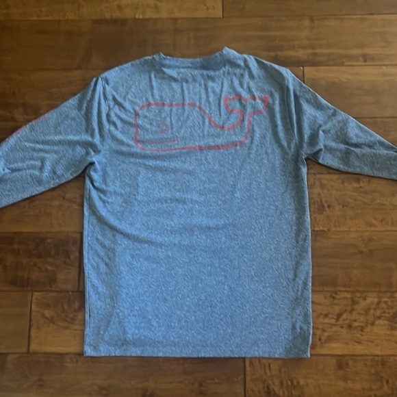 Vineyard Vines Top - Picture 9 of 9